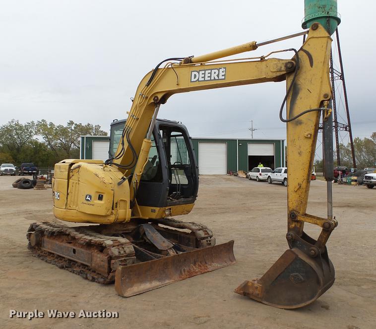 image for item DB4220 2007 John Deere 75C mini excavator