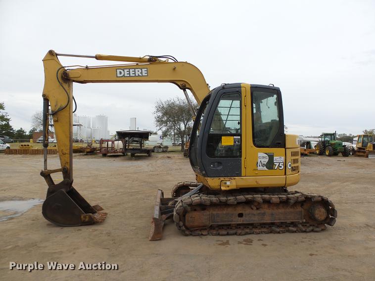 image for item DB4220 2007 John Deere 75C mini excavator