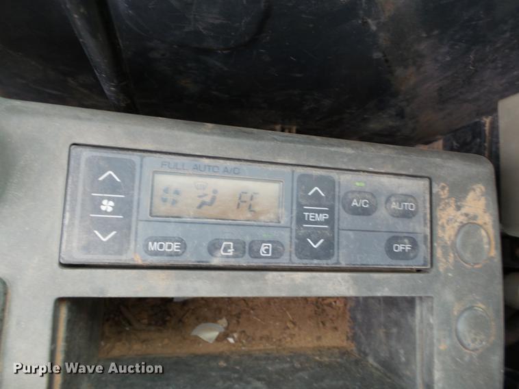 image for item DB4220 2007 John Deere 75C mini excavator