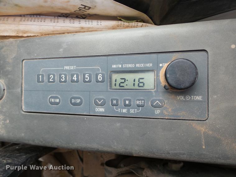 image for item DB4220 2007 John Deere 75C mini excavator