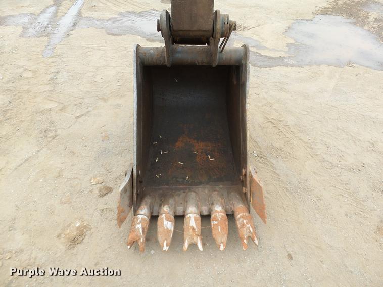 image for item DB4220 2007 John Deere 75C mini excavator