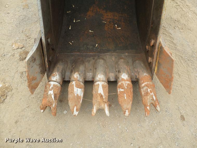 image for item DB4220 2007 John Deere 75C mini excavator