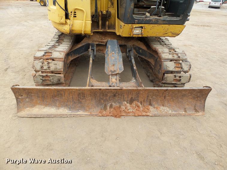 image for item DB4220 2007 John Deere 75C mini excavator