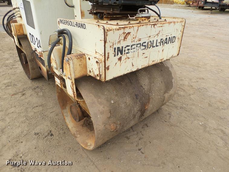 image for item DB4223 Ingersoll Rand DD24 double drum vibratory roller