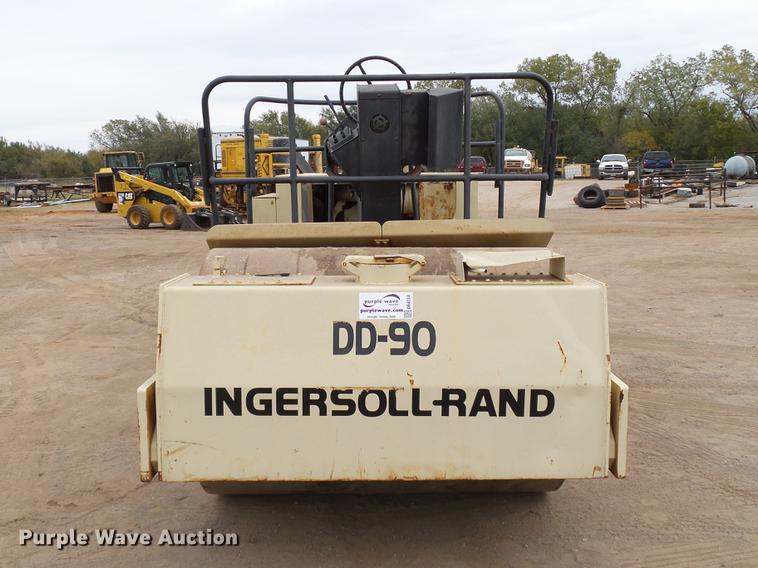 image for item DB4224 1988 Ingersoll Rand DD90 double drum vibratory roller