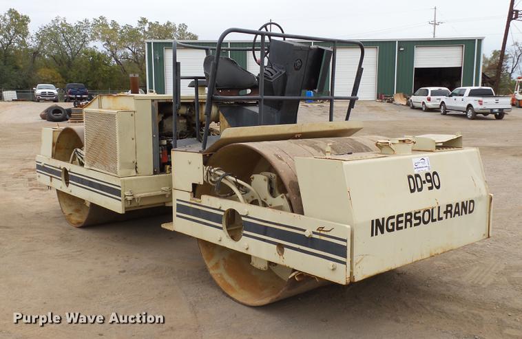 image for item DB4224 1988 Ingersoll Rand DD90 double drum vibratory roller