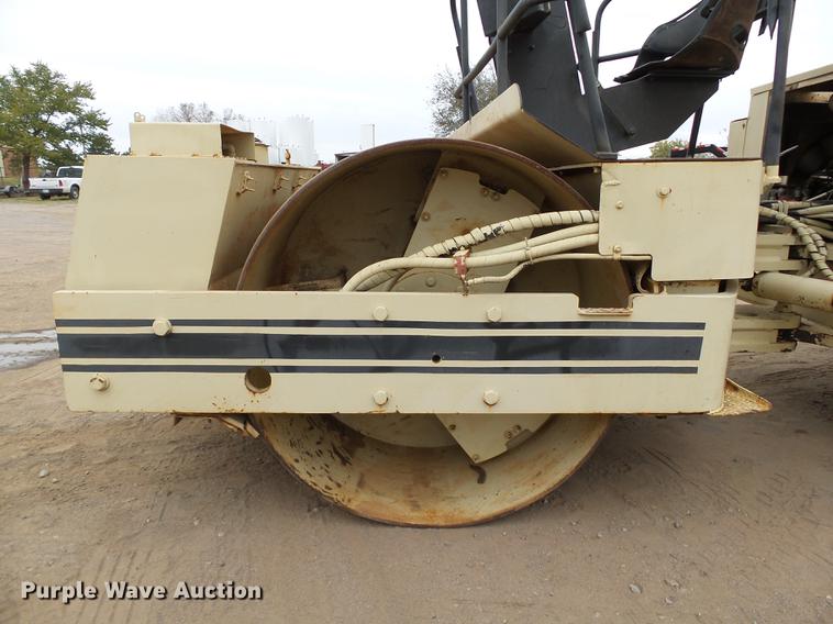 image for item DB4224 1988 Ingersoll Rand DD90 double drum vibratory roller