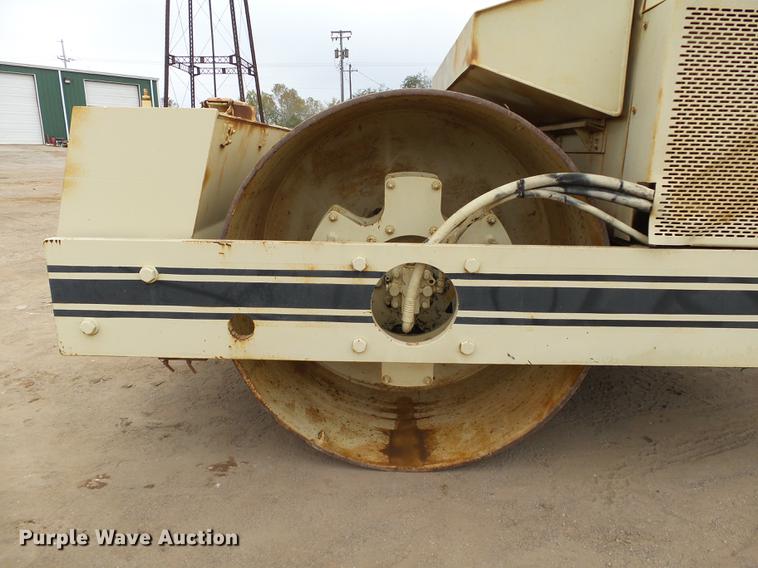 image for item DB4224 1988 Ingersoll Rand DD90 double drum vibratory roller