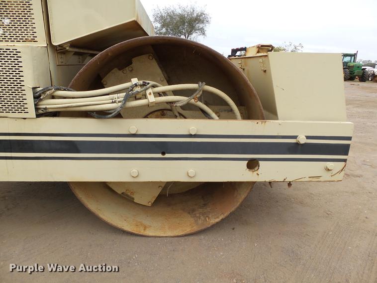image for item DB4224 1988 Ingersoll Rand DD90 double drum vibratory roller