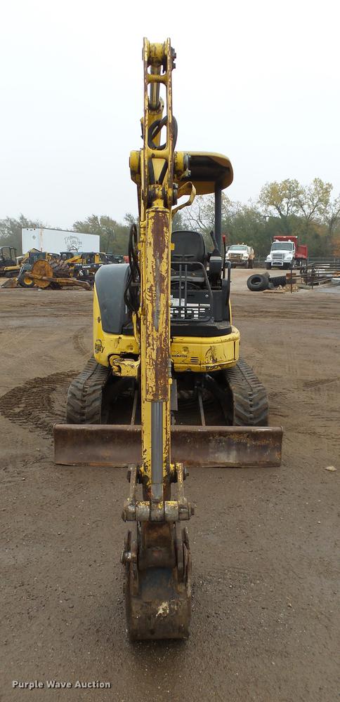 image for item DB4225 2004 Komatsu PC35MR-2 compact excavator