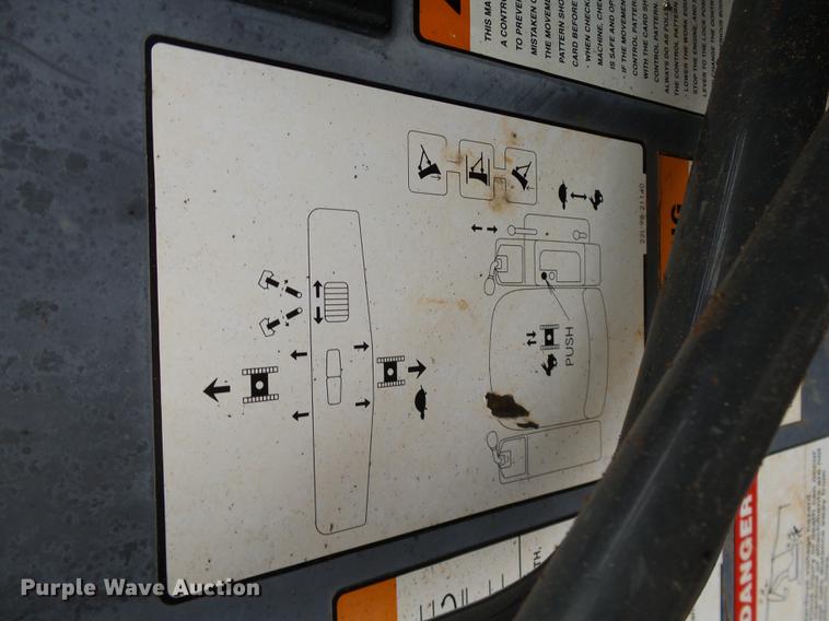 image for item DB4225 2004 Komatsu PC35MR-2 compact excavator