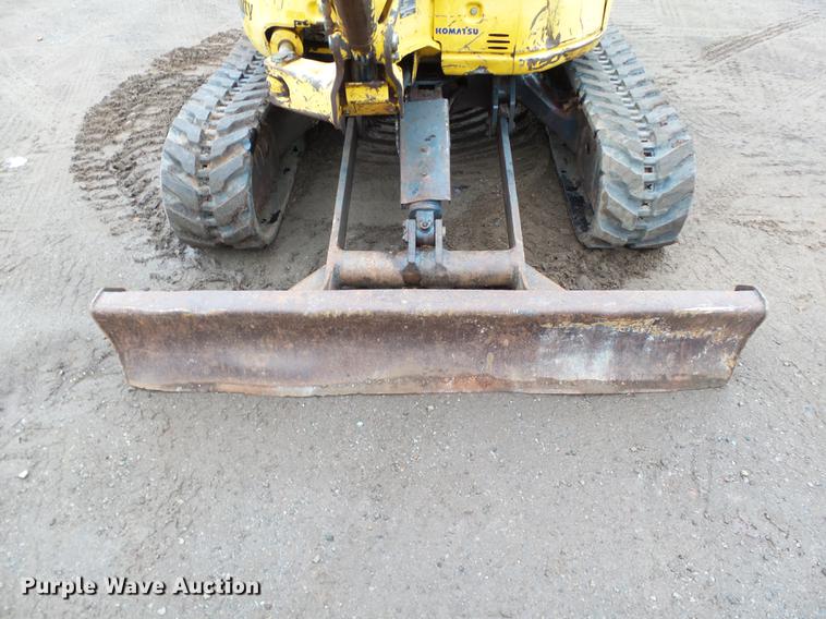 image for item DB4225 2004 Komatsu PC35MR-2 compact excavator