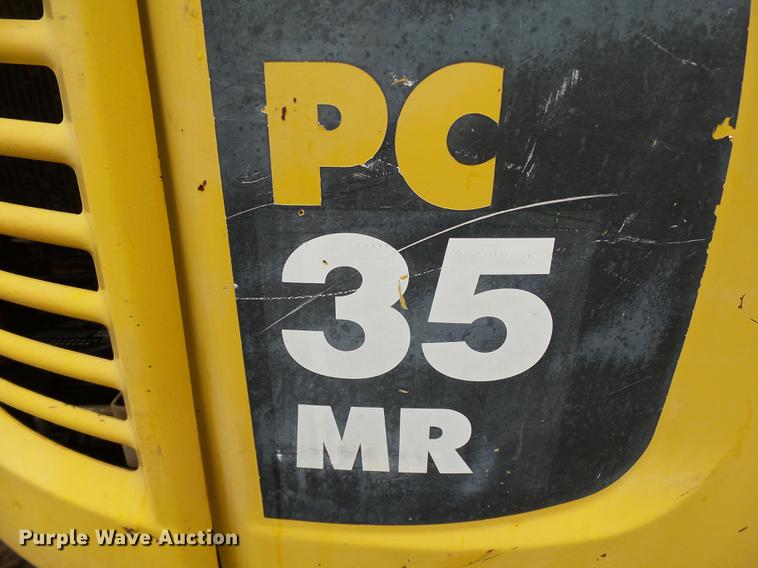 image for item DB4225 2004 Komatsu PC35MR-2 compact excavator