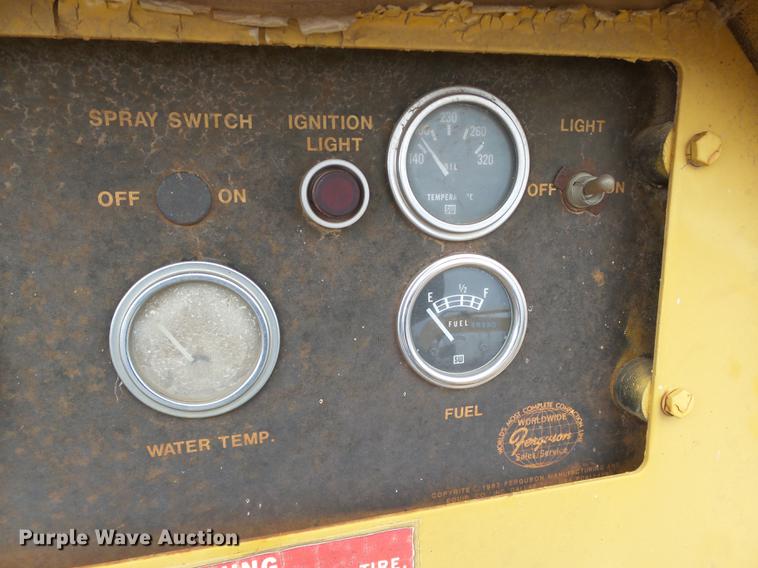 image for item DB4226 Ferguson SP-912 pneumatic roller