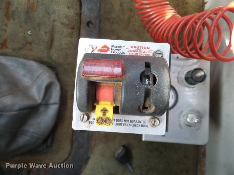 image for item DB4231 1997 Mack CH613 semi truck