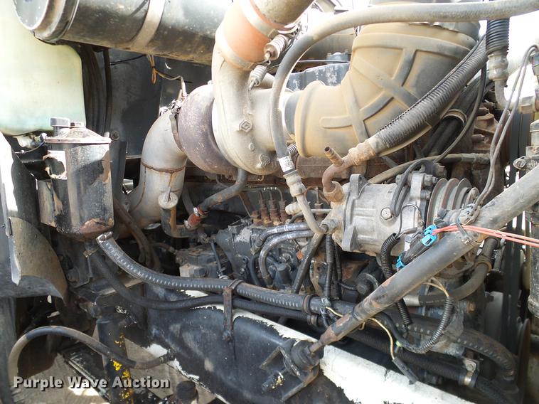 image for item DB4231 1997 Mack CH613 semi truck