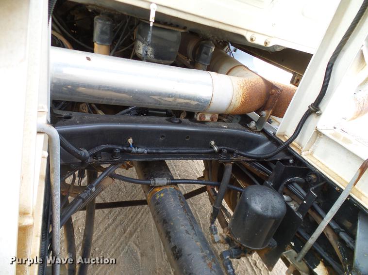 image for item DB4231 1997 Mack CH613 semi truck