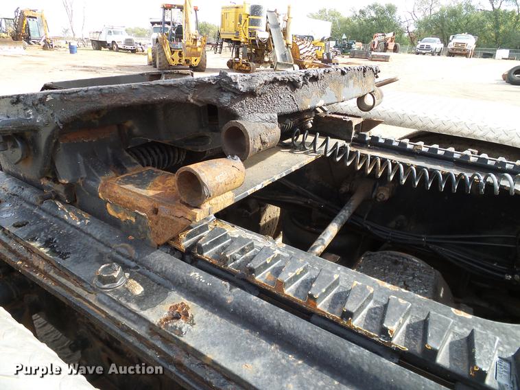 image for item DB4231 1997 Mack CH613 semi truck