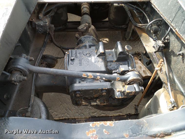 image for item DB4231 1997 Mack CH613 semi truck