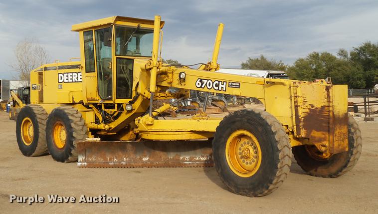image for item DB4232 1997 John Deere 670CH motor grader