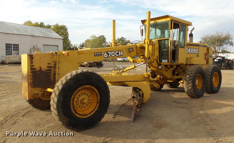 image for item DB4232 1997 John Deere 670CH motor grader