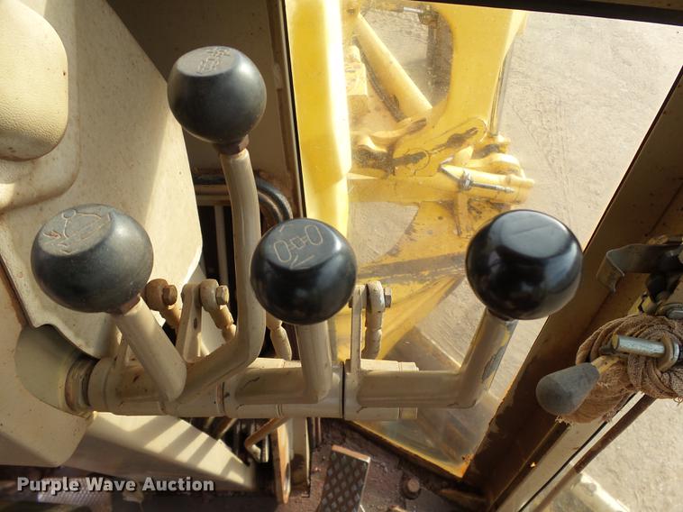 image for item DB4232 1997 John Deere 670CH motor grader