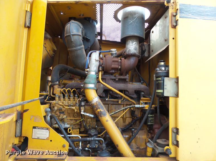 image for item DB4232 1997 John Deere 670CH motor grader