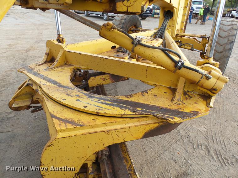 image for item DB4232 1997 John Deere 670CH motor grader