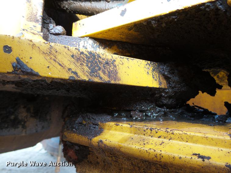 image for item DB4232 1997 John Deere 670CH motor grader