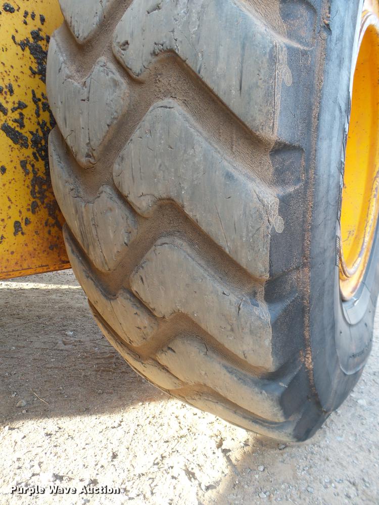 image for item DB4232 1997 John Deere 670CH motor grader