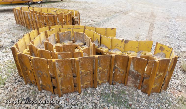 image for item DB4239 Caterpillar D10N single grouser dozer tracks