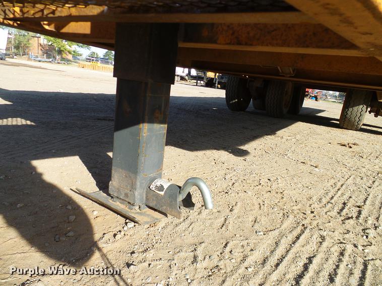 image for item DB4240 2007 Econoline SP1625TE tilt deck equipment trailer