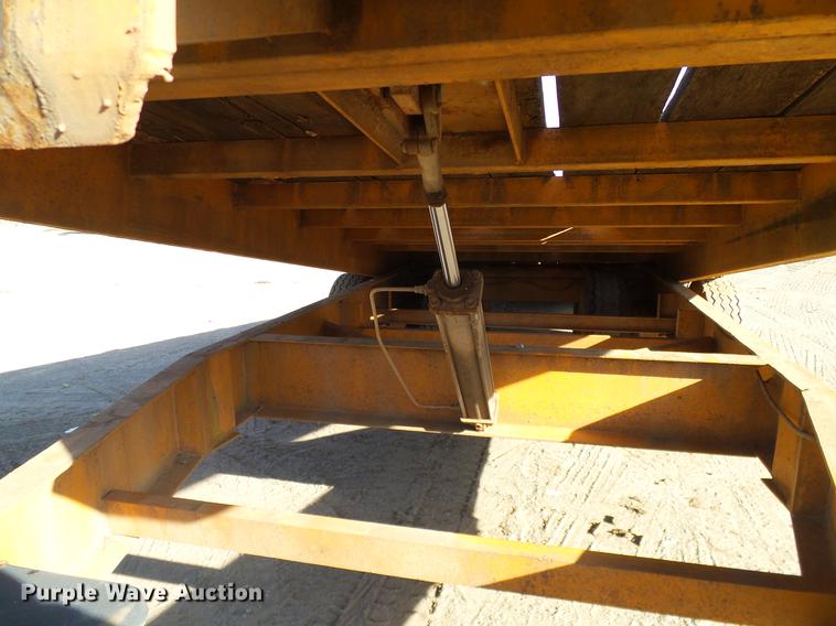 image for item DB4240 2007 Econoline SP1625TE tilt deck equipment trailer