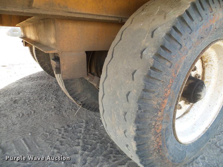 image for item DB4240 2007 Econoline SP1625TE tilt deck equipment trailer