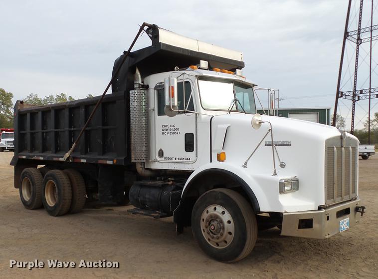image for item DB4241 1999 Kenworth T800 dump truck