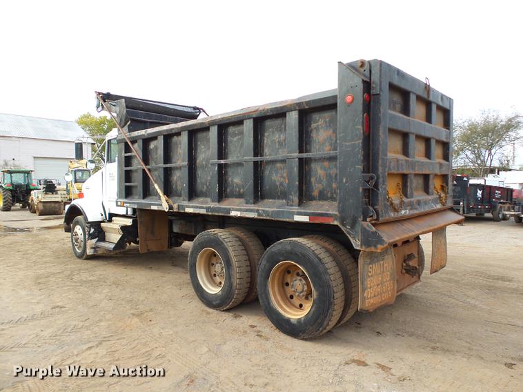 image for item DB4241 1999 Kenworth T800 dump truck