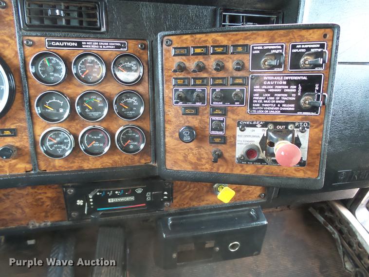 image for item DB4241 1999 Kenworth T800 dump truck