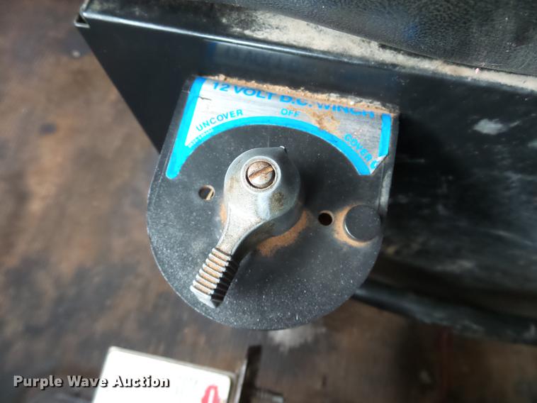 image for item DB4241 1999 Kenworth T800 dump truck