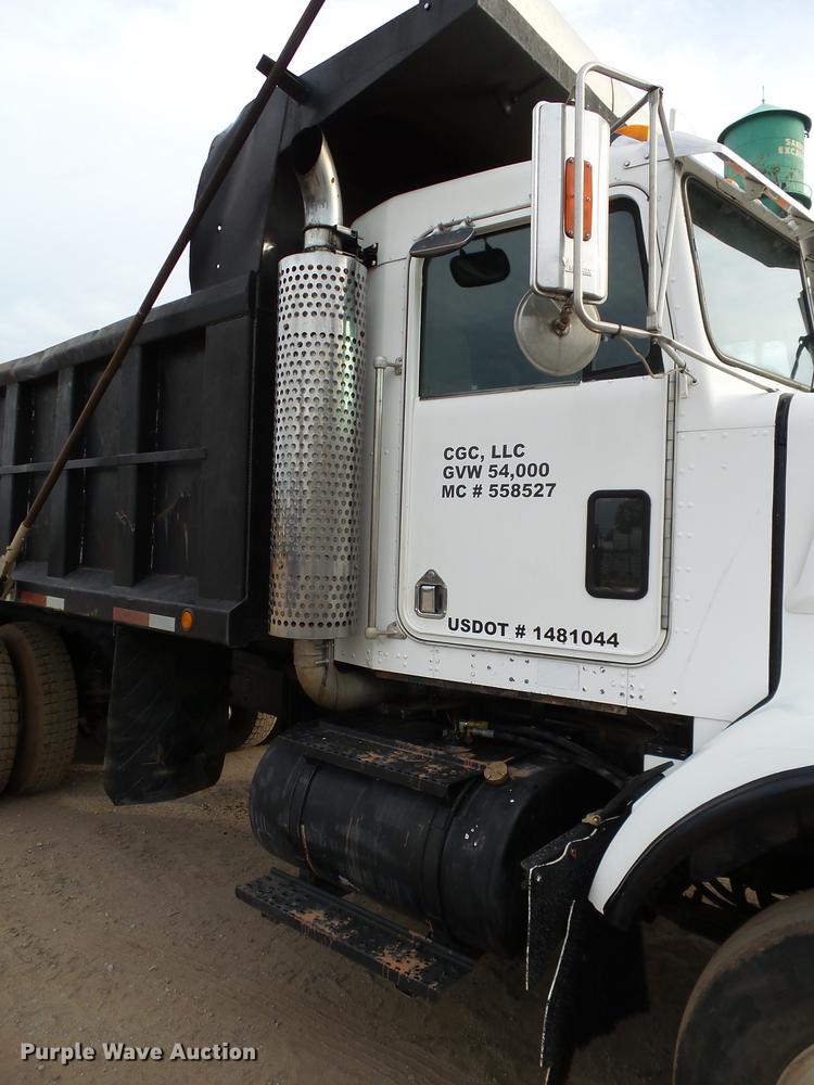 image for item DB4241 1999 Kenworth T800 dump truck