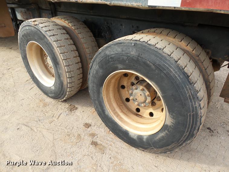 image for item DB4241 1999 Kenworth T800 dump truck