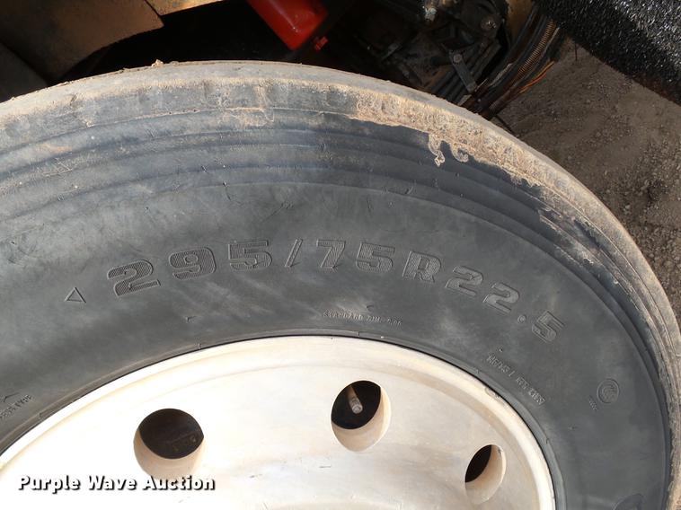 image for item DB4241 1999 Kenworth T800 dump truck