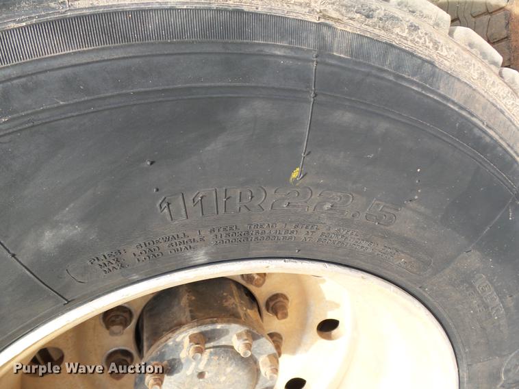 image for item DB4241 1999 Kenworth T800 dump truck