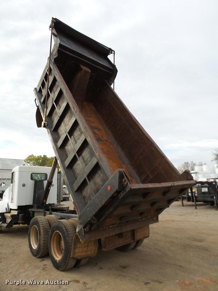 image for item DB4241 1999 Kenworth T800 dump truck