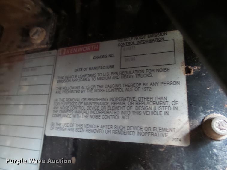 image for item DB4241 1999 Kenworth T800 dump truck