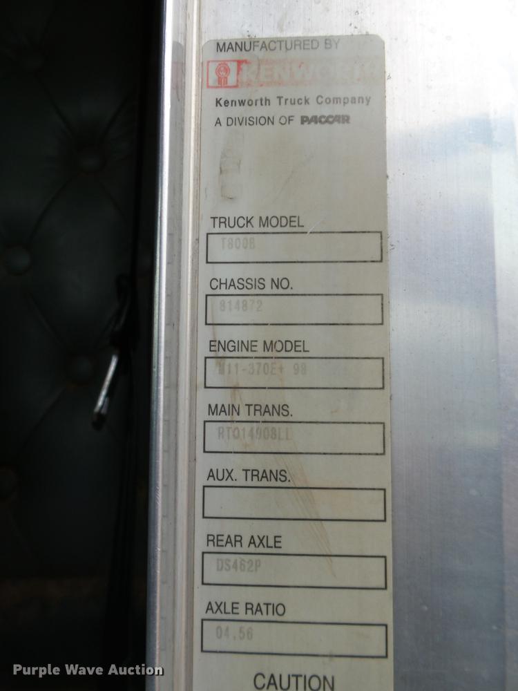 image for item DB4241 1999 Kenworth T800 dump truck