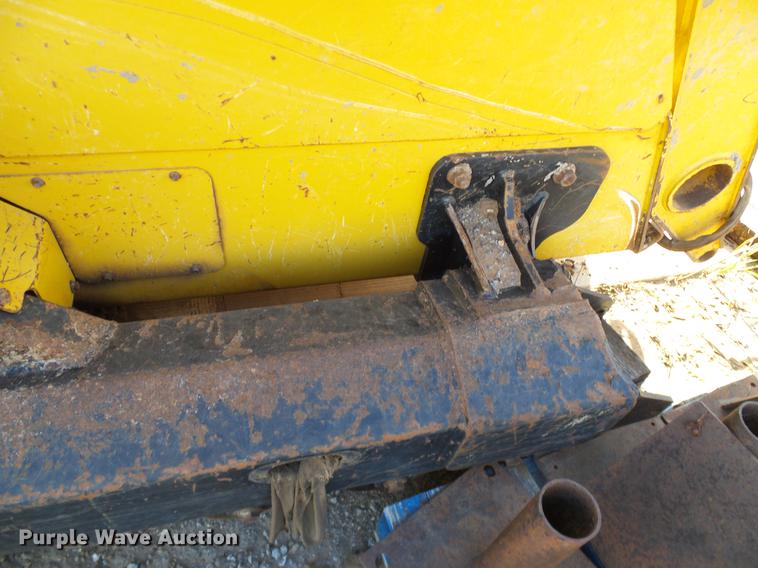 image for item DB4243 2006 John Deere CT332 skid steer