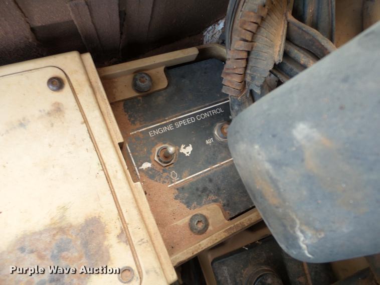 image for item DB4244 1993 Caterpillar 320 L excavator