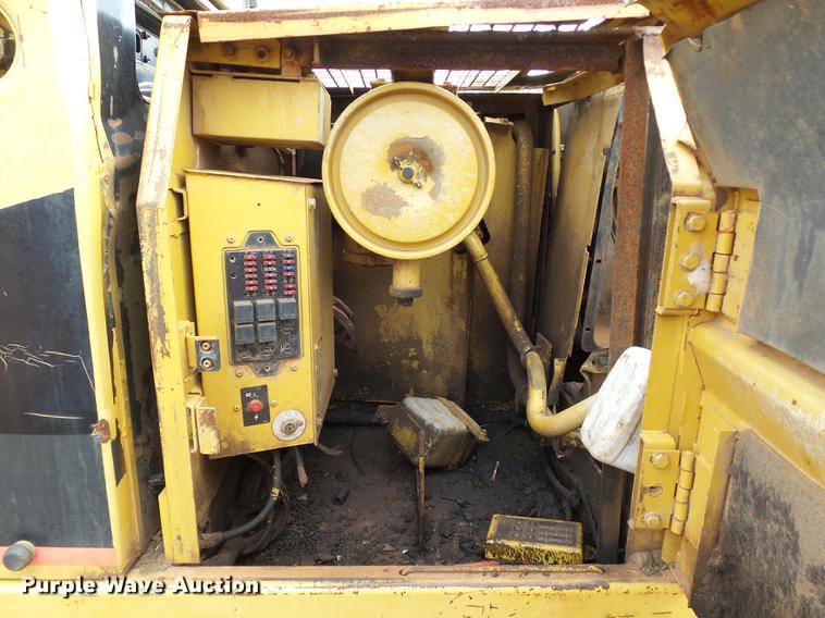 image for item DB4244 1993 Caterpillar 320 L excavator