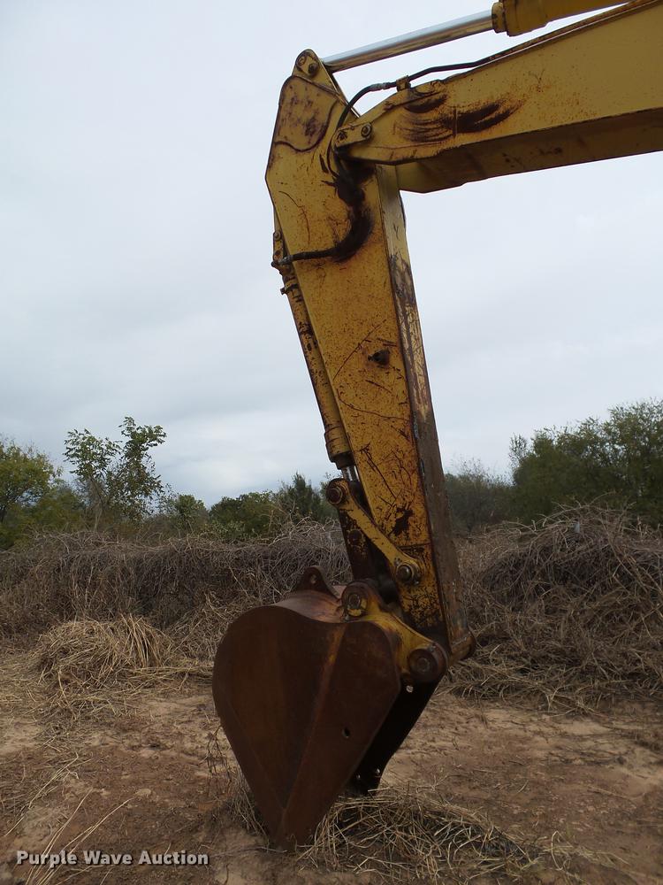 image for item DB4244 1993 Caterpillar 320 L excavator