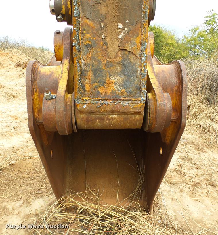 image for item DB4244 1993 Caterpillar 320 L excavator